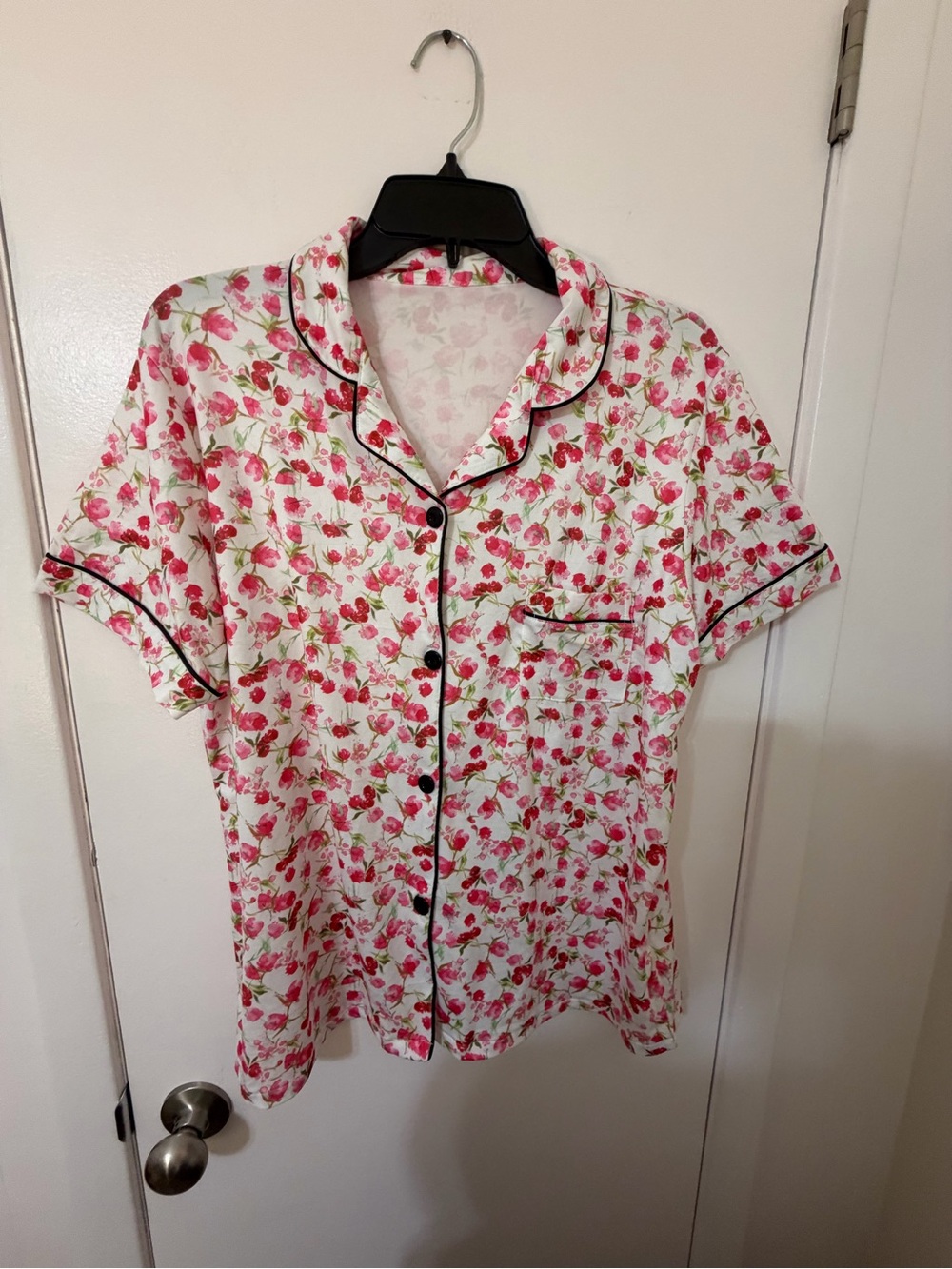 SHEIN White Floral Short Sleeve Button Pajama Top with Black Piping